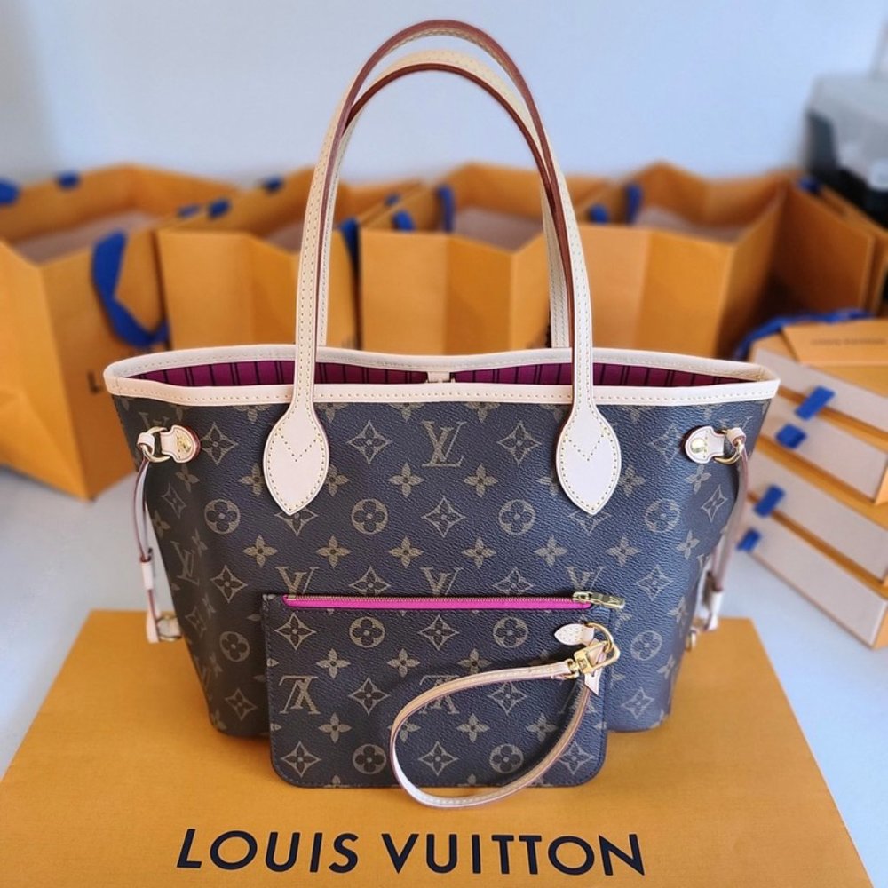 Louis Vuitton Neverfull PM